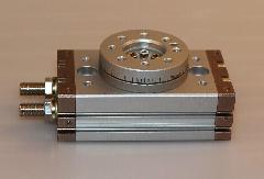 長(zhǎng)沙旋轉(zhuǎn)氣缸.jpg 長(zhǎng)沙旋轉(zhuǎn)氣缸.jpg